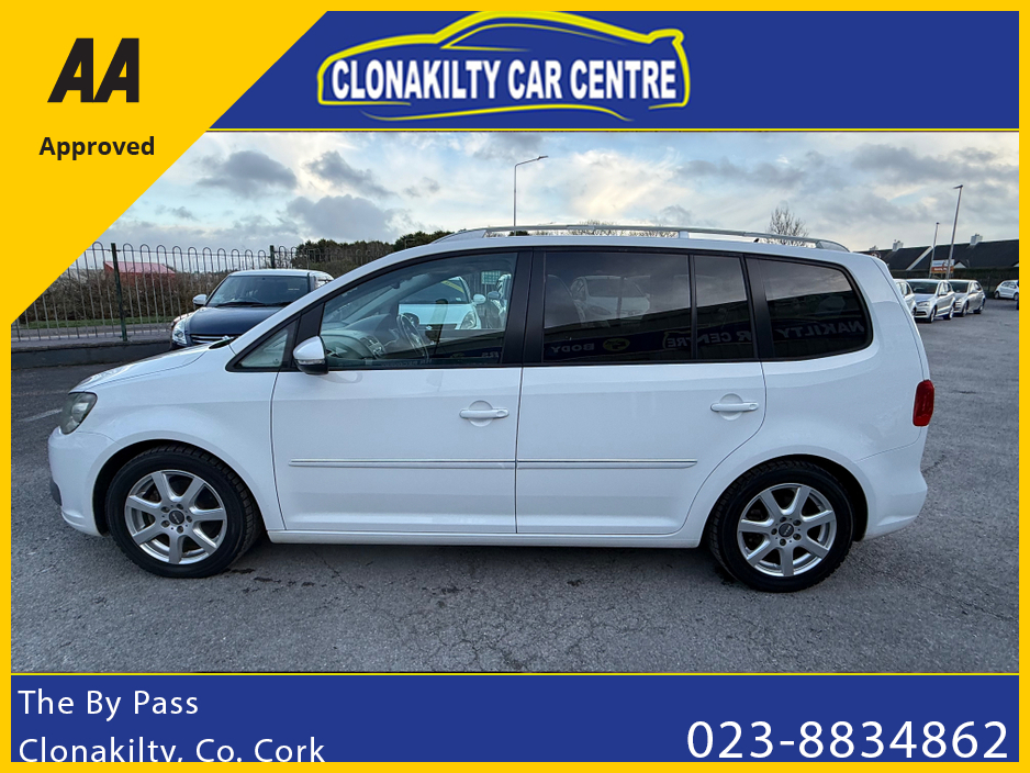 2011 Volkswagen Touran - image 9