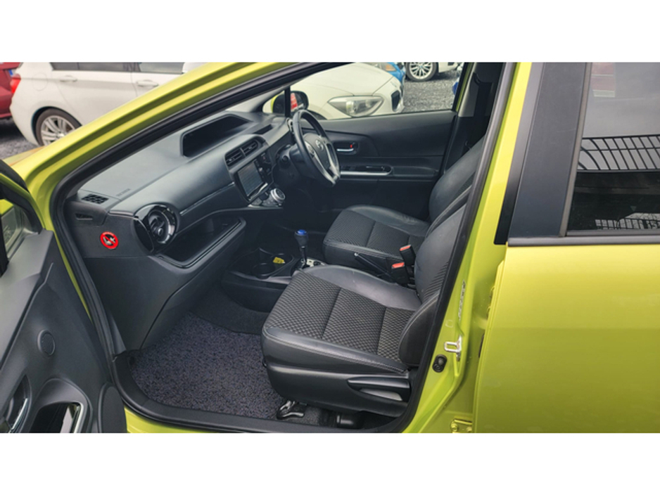 2016 Toyota Aqua - image 15