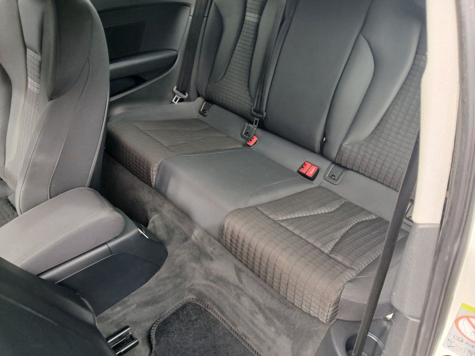 2013 Audi A3 - image 13