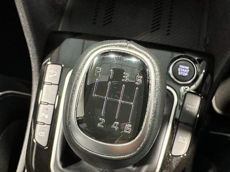 2023 Kia Sportage - image 23