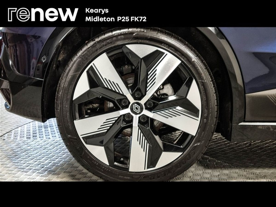 2023 Renault Megane E-Tech EV60 220hp Techno €25,490
