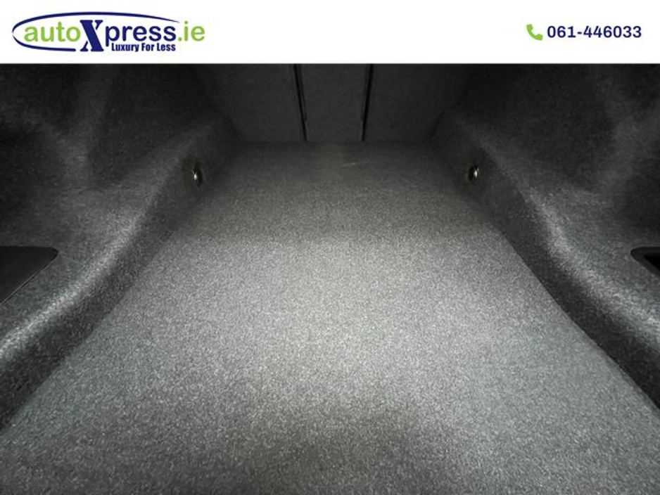 2018 BMW 5 Series - image 10