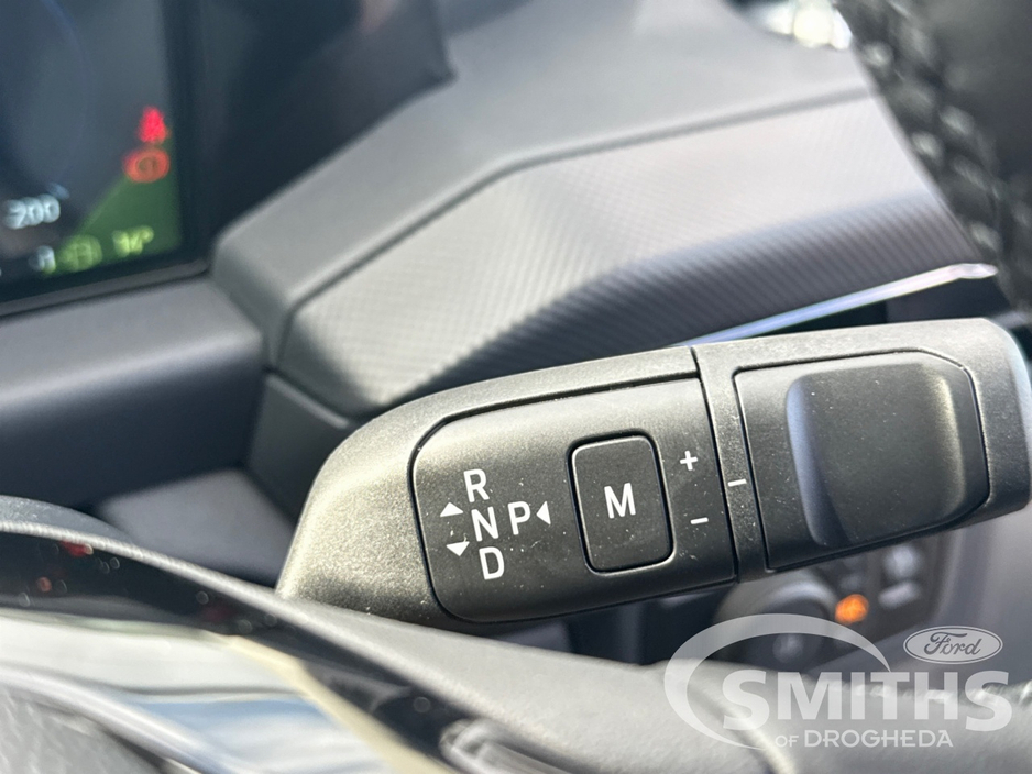 2026 Ford Transit Custom - image 15