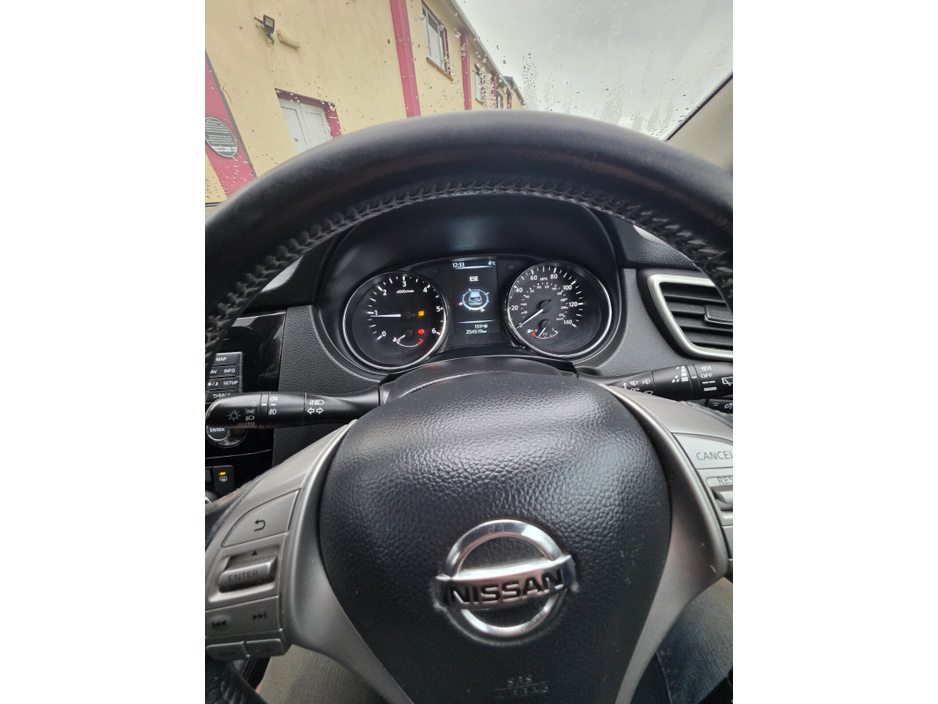 2017 Nissan Qashqai 1.5 DSL XE €8,995