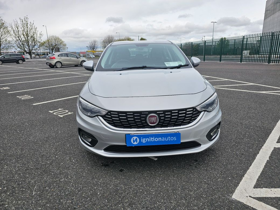 2017 Fiat Tipo - image 10
