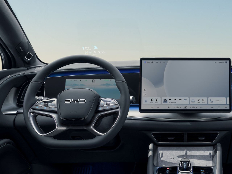 2026 BYD Sealion 7 - image 9