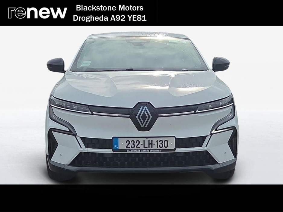 2023 Renault Megane E-Tech - image 6