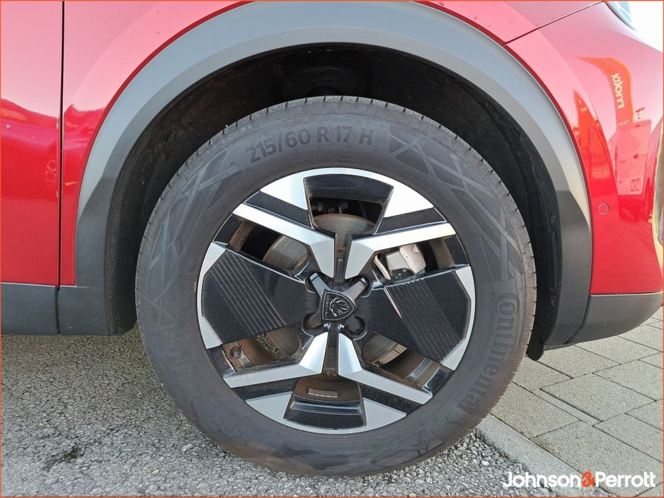 2025 Peugeot 2008 Electric 156bhp (54 kWh) Allure €35,900