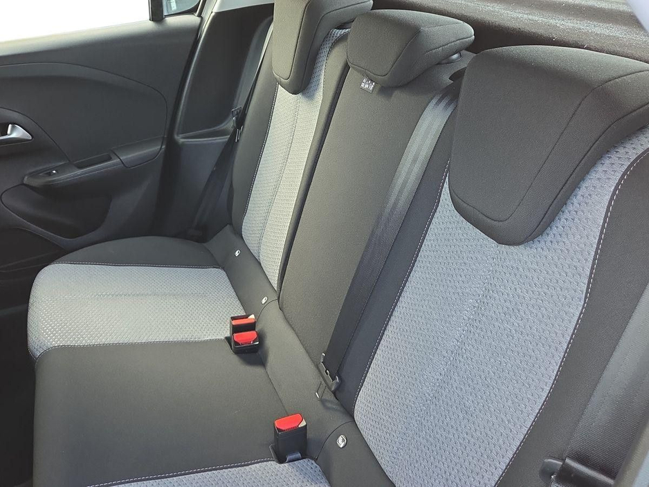 2025 Opel Corsa - image 10