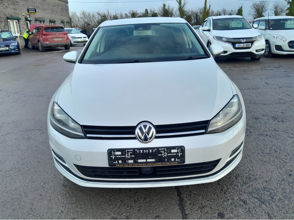 2015 Volkswagen Golf 1.4 Highline €13,950