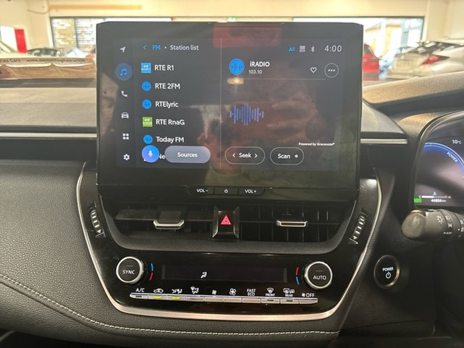 2023 Toyota Corolla - image 12