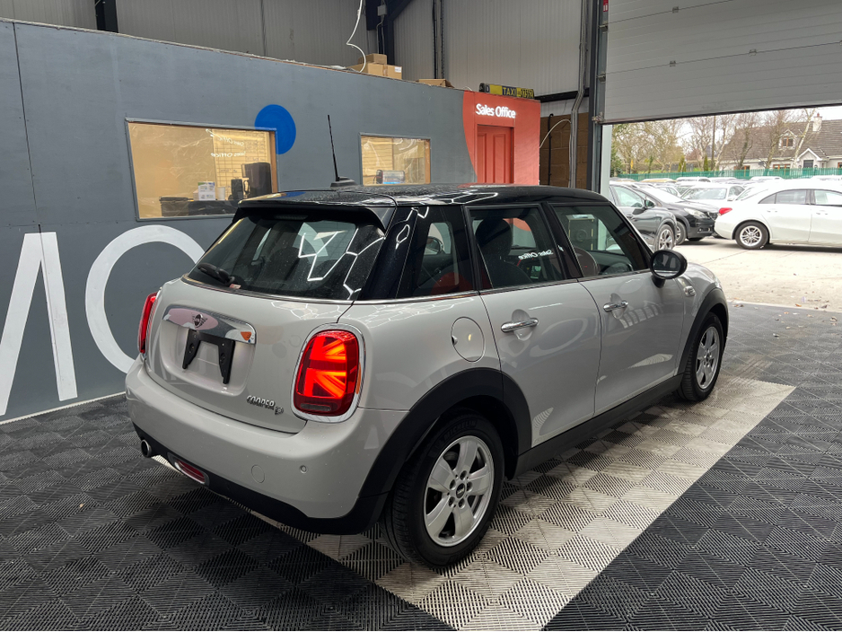 2018 MINI Cooper - image 2