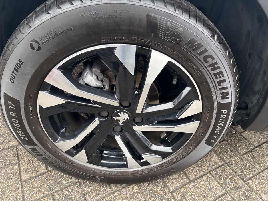 2021 Peugeot 2008 1.2 Puretech 130bhp Auto Allure €19,950