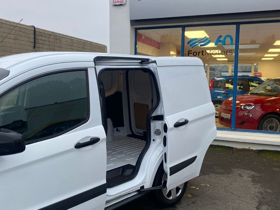 2022 Ford Transit Courier Trend 1.5TD 100PS M6 3DR €12,000