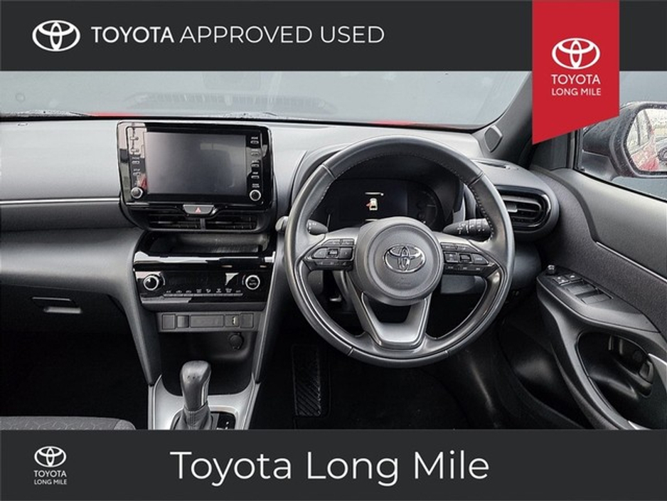 2023 Toyota Yaris Cross 1.5 Hybrid Luna Sport 5dr €25,949