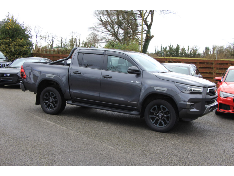 2023 Toyota Hilux - image 15