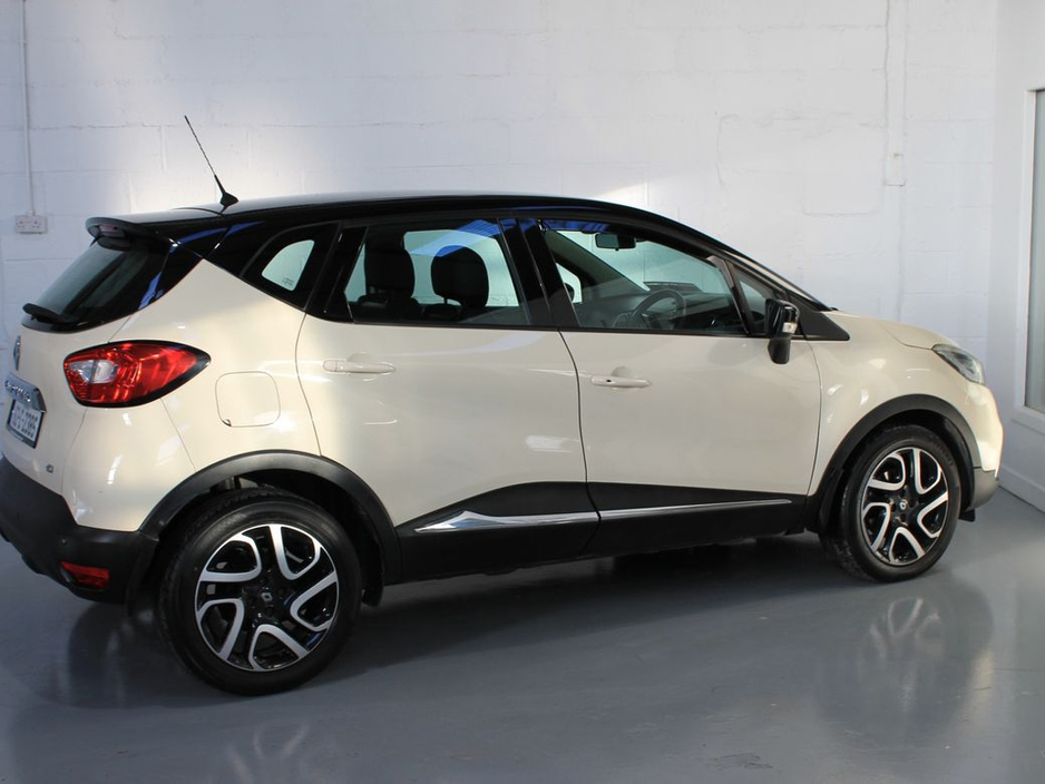 2016 Renault Captur - image 5