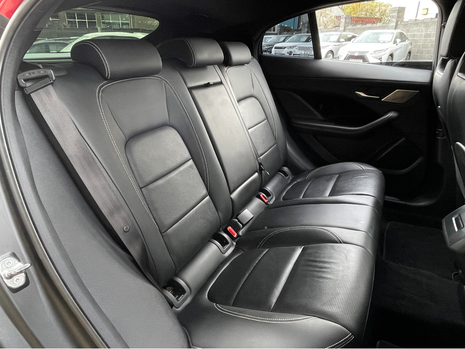 2023 Jaguar I-Pace - image 20