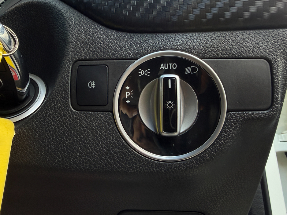 2013 Mercedes-Benz A Class - image 14