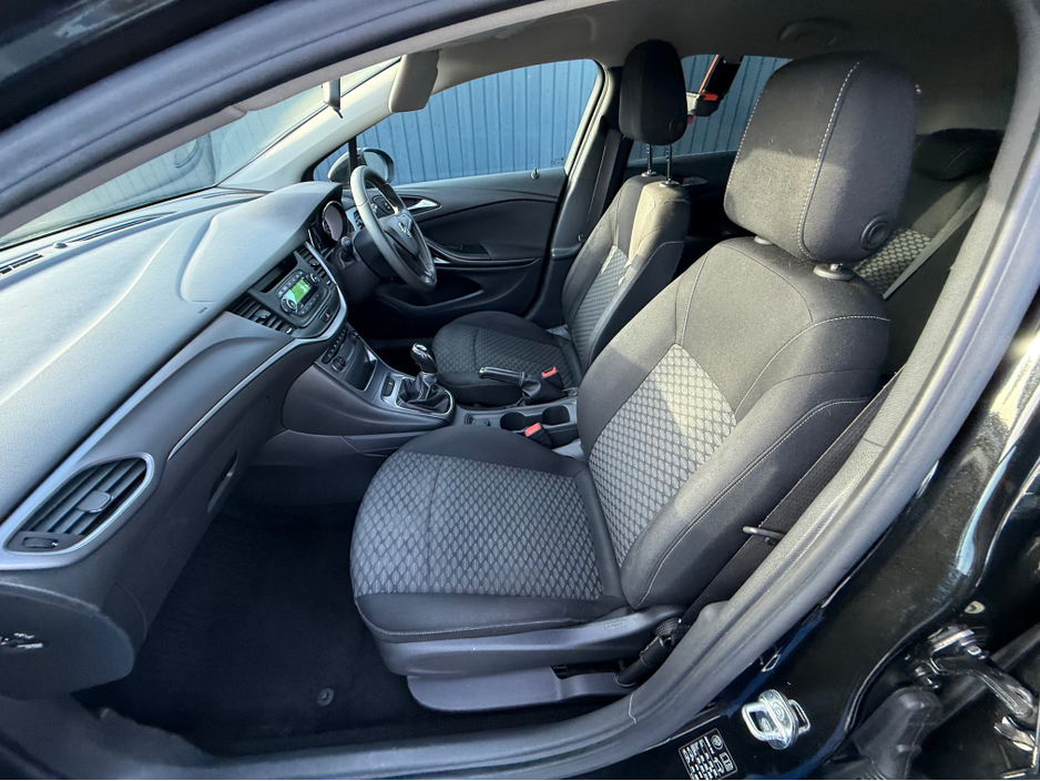 2017 Opel Astra SPORT - 1.4L PETROL - MANUAL - 12M WARRANTY - CAR: €9,950