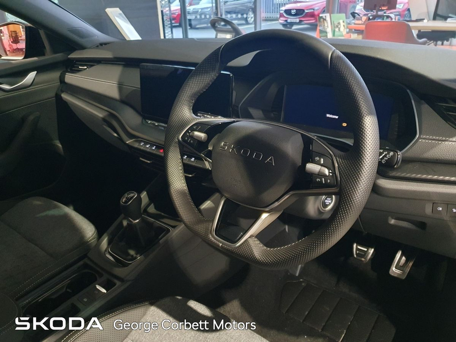 2026 Skoda Octavia Combi Sportline 2.0TDI 115hp - Available for Immediate Delivery €48,821