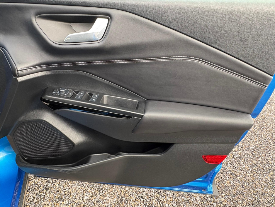 2024 Ford Puma - image 8