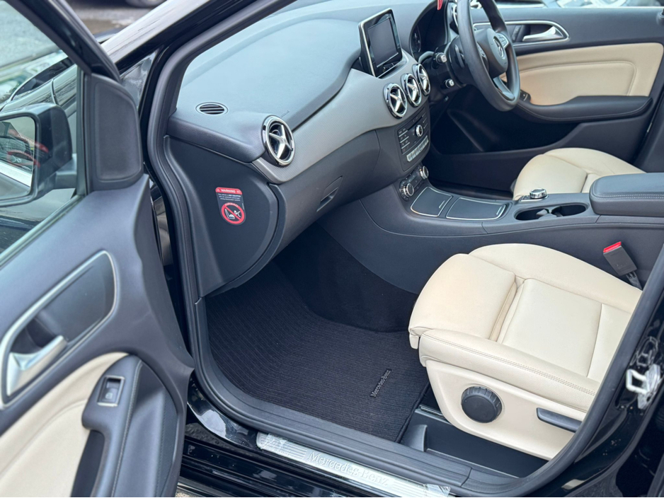 2016 Mercedes-Benz B Class LOW KMS AUTO TOP SPEC €14,950
