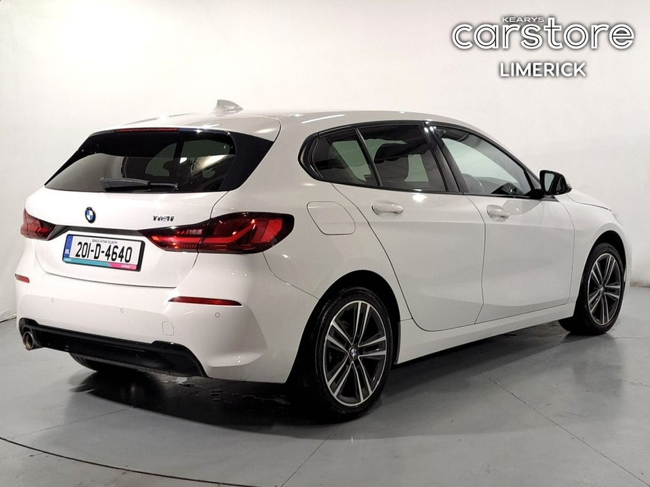 2020 BMW 1 Series 118i Sport manual €22,777