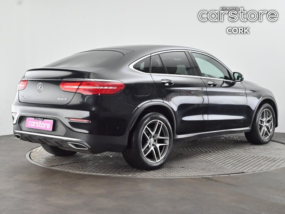 2017 Mercedes-Benz GLC Class - image 5