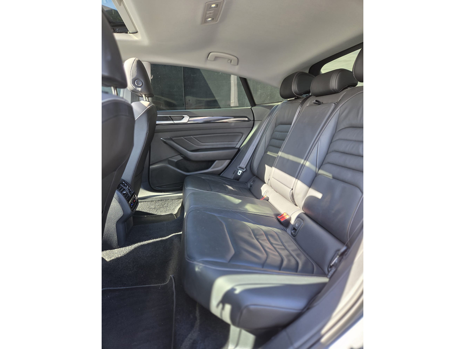 2023 Volkswagen Arteon - image 12