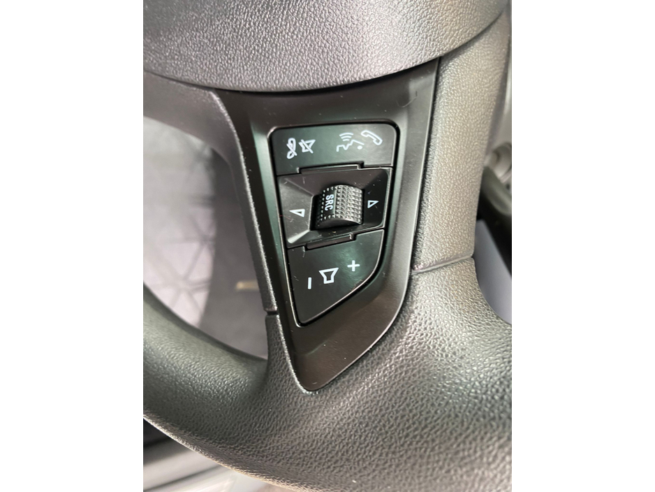 2019 Opel Astra - image 15