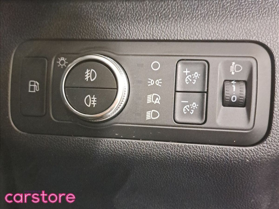 2024 Ford Kuga - image 17