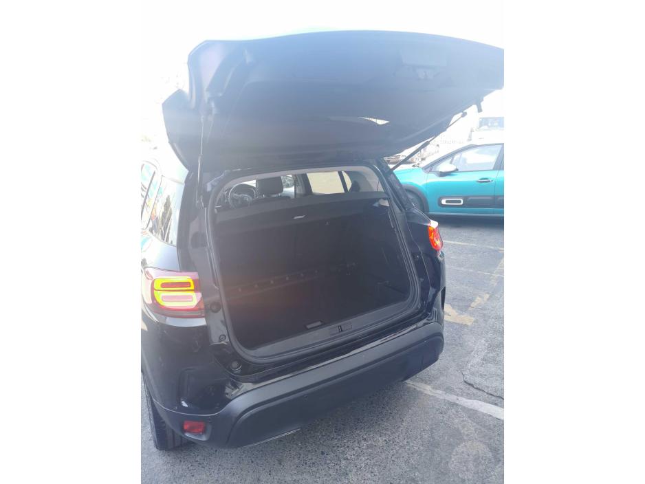 2024 Citroen C5 Aircross FEEL PACK 1,5 HDI 130 BHP  /  AVA LABLE STRAIGHT AWAY  NATIONWIDE DELIVERY//  LOOKS LOVELY I /////  CHOICE OF COLOURS  / BLUE  // ACCUMULUS GREY  ///  ALSO AVAILABLE IN AUTOMATIC  BLACK IN STOCK  ////