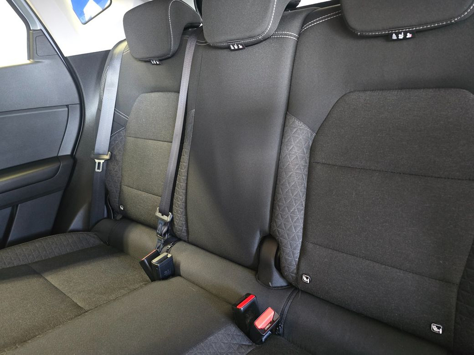 2024 Renault Captur - image 10