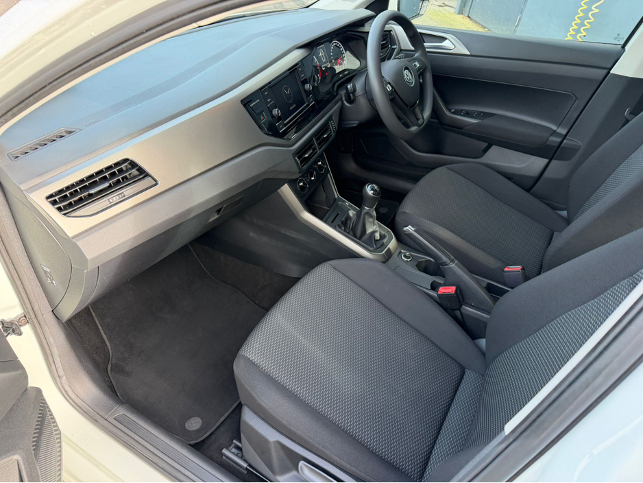 2018 Volkswagen Polo - image 10