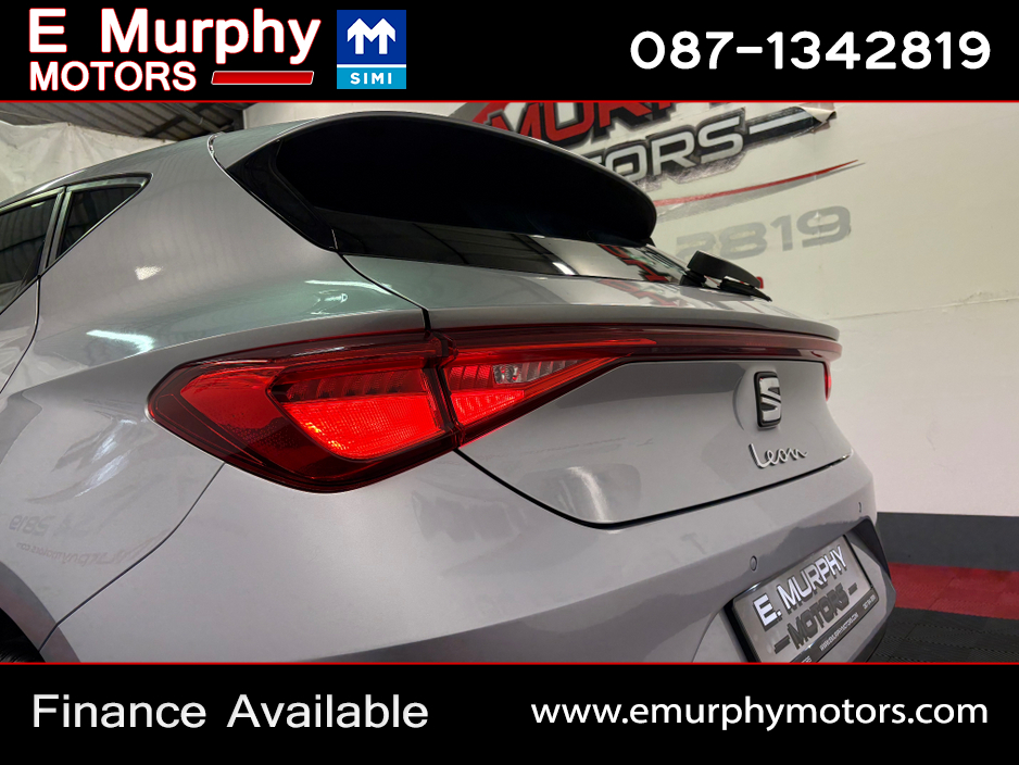 2022 SEAT Leon - image 28