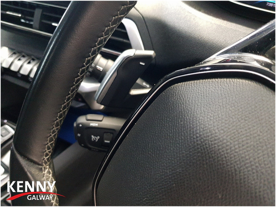 2022 Peugeot 3008 - image 26