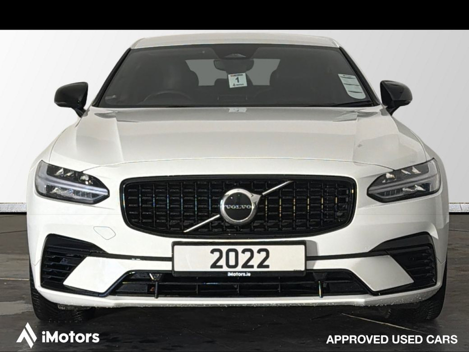 2022 Volvo S90 - image 9