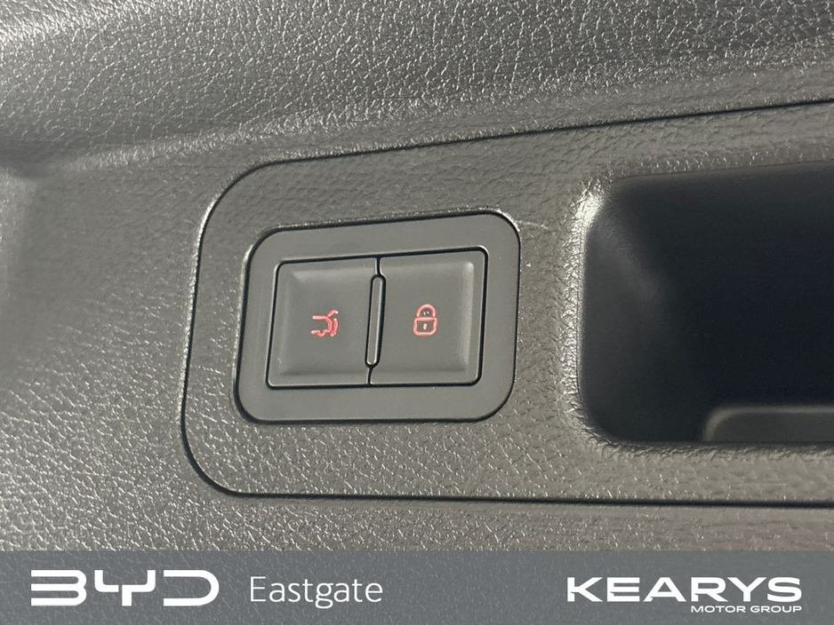 2026 BYD Seal U - image 25