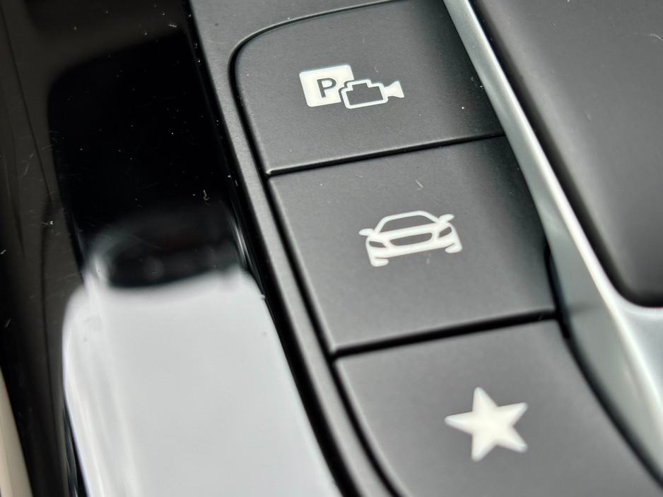 2022 Mercedes-Benz CLA Class 250e Coupe Progressive €27,995