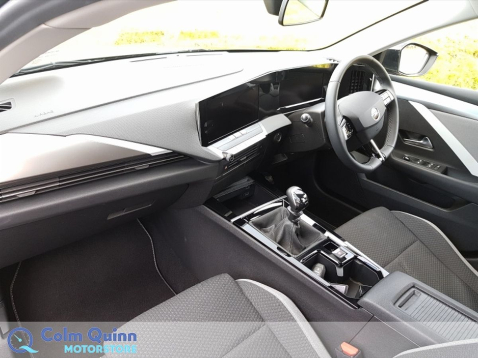 2023 Opel Astra - image 8