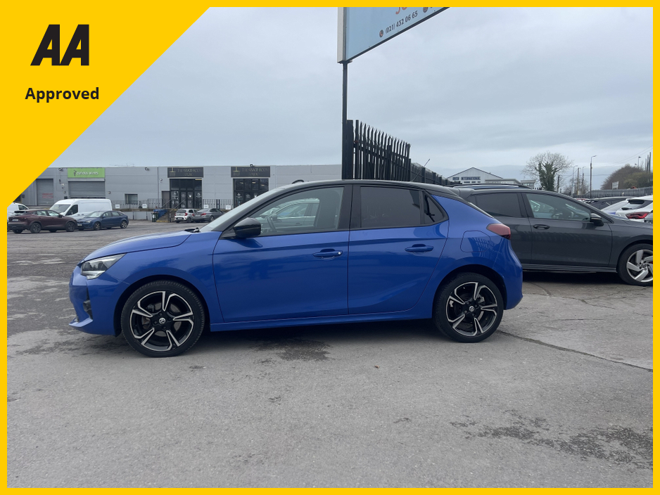 2021 Opel Corsa - image 14