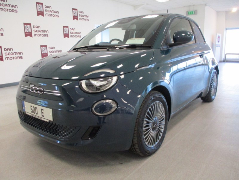 2025 Fiat 500e  €26,145