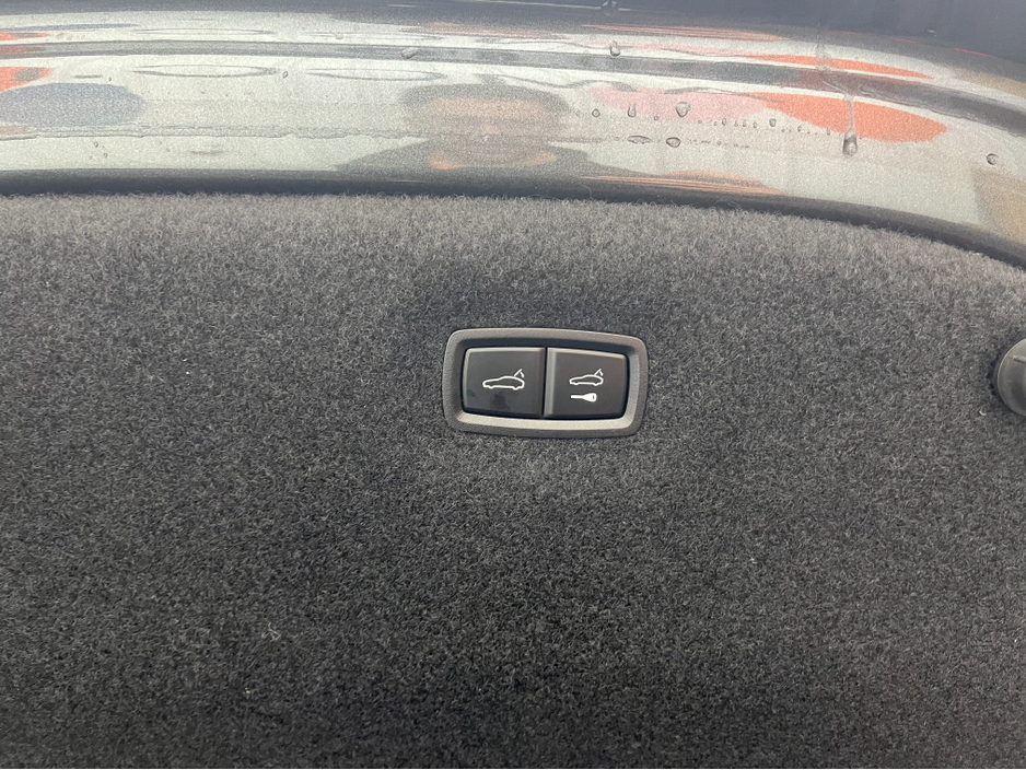 2023 Audi e-tron GT quattro - image 8