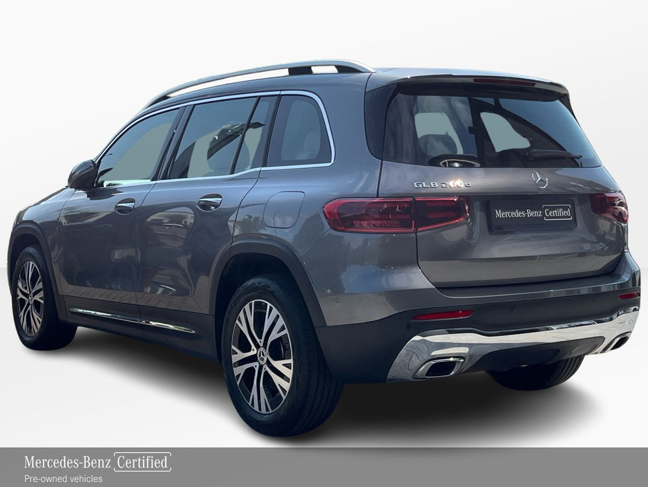 2025 Mercedes-Benz GLB - image 4