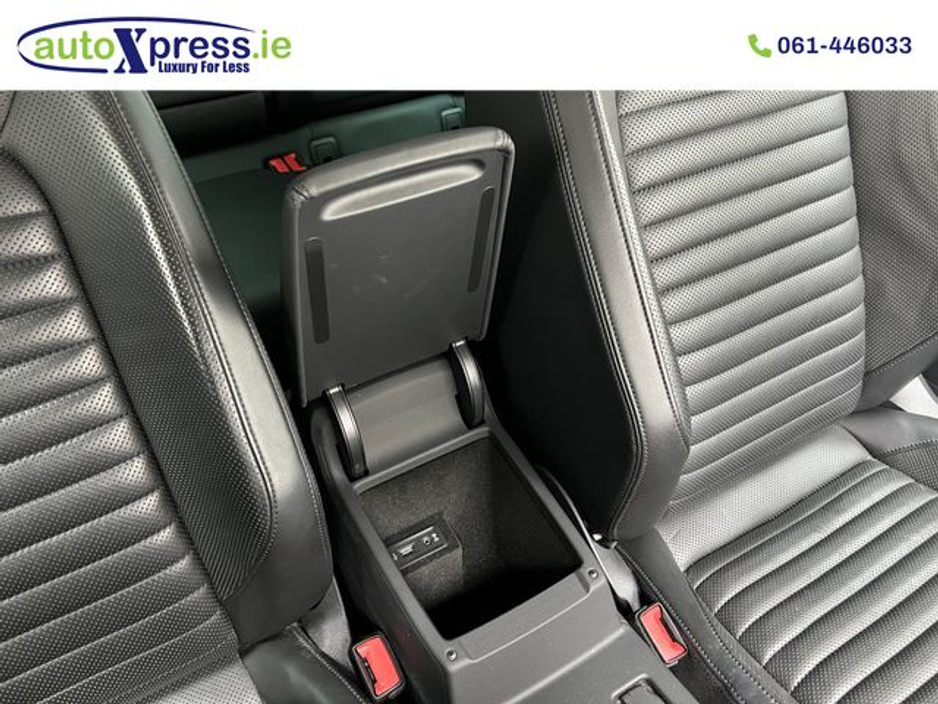 2020 Volkswagen Passat - image 38