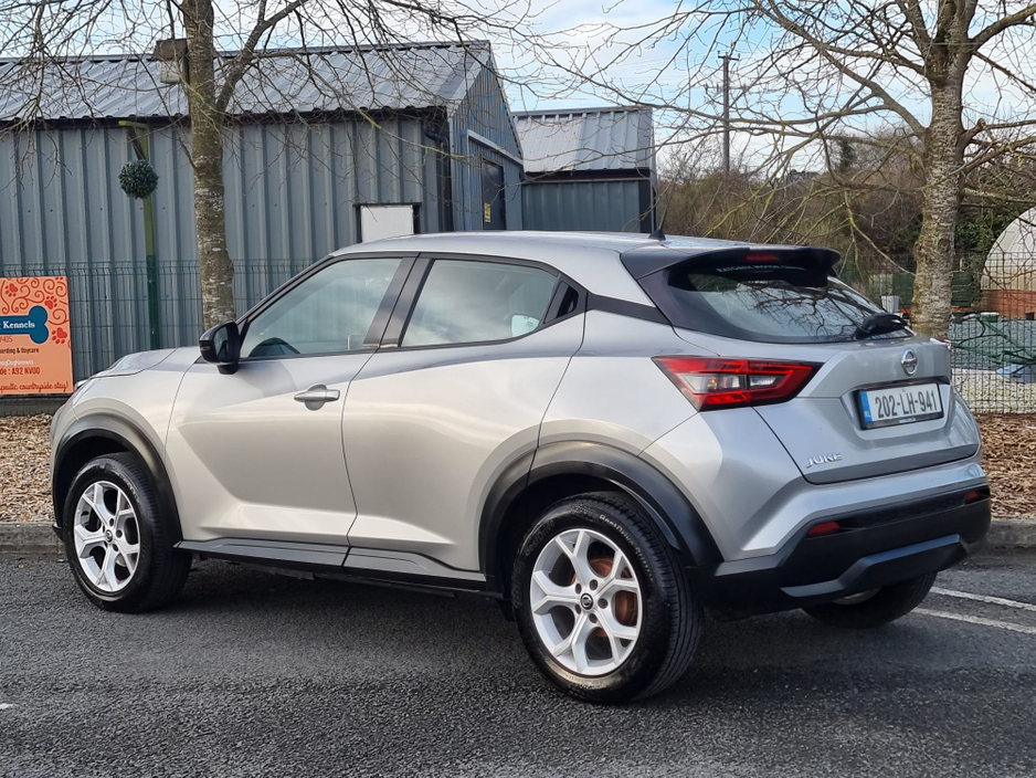 2020 Nissan Juke - image 11