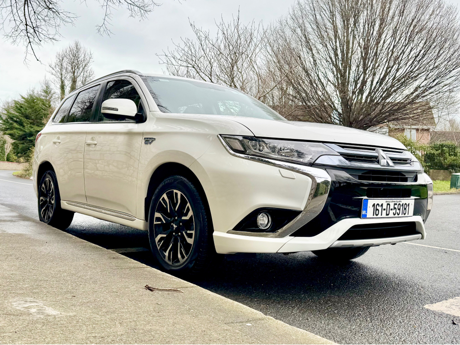 2016 Mitsubishi Outlander 2.0 GX4H PHEV 200BHP 5DR AUTO €13,900