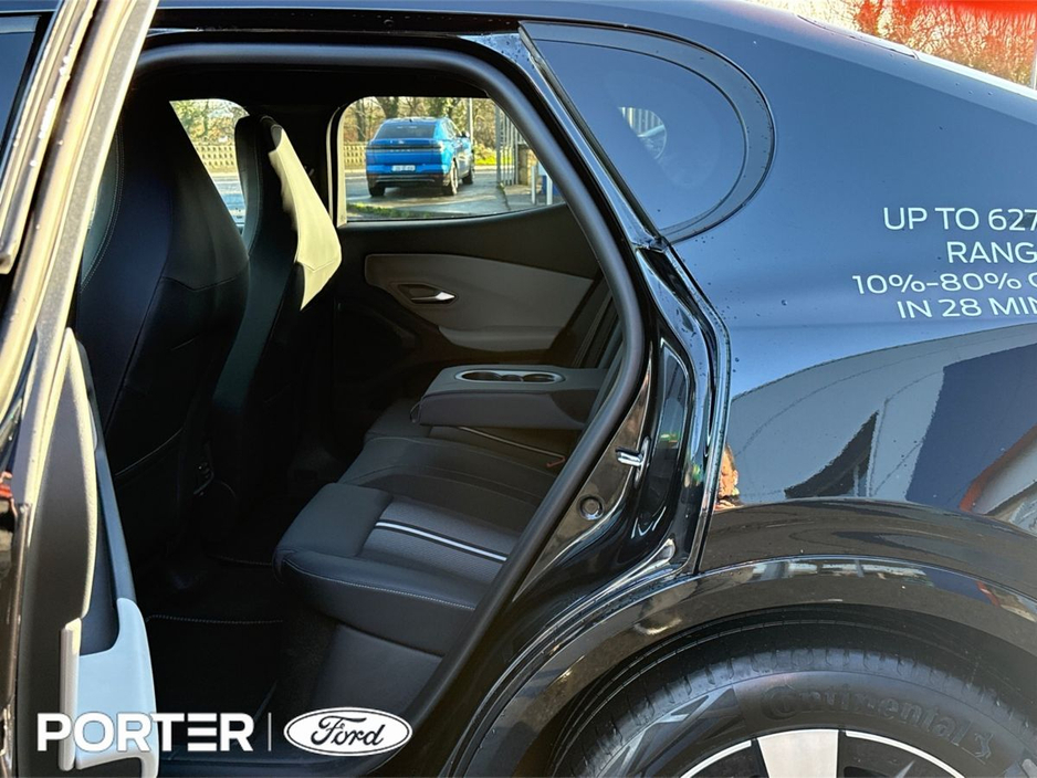 2026 Ford Capri SELECT *627 KLMS RANGE*