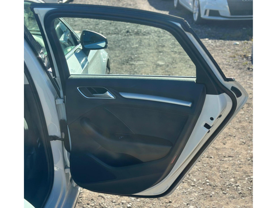 2015 Audi A3 Saloon - image 13